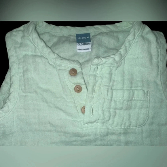 Old Navy shorts sets. Size 18-24m - Picture 5 of 6